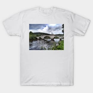 Wade's bridge at Aberfeldy, Highland Perthshire, Scotland T-Shirt